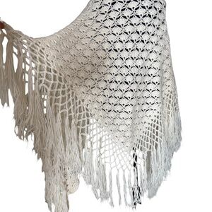 Crochet Knit Oversized Triangle Shawl Cape Wrap Fringe Detailing Cream Ivory